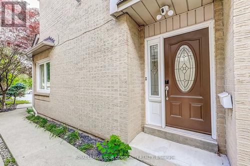 4590 Bay Villa Avenue, Mississauga, ON - Outdoor With Exterior