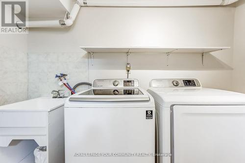 4590 Bay Villa Avenue, Mississauga, ON - Indoor Photo Showing Laundry Room