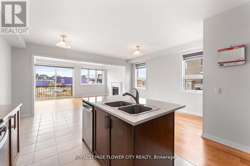 914 Sobeski Avenue, Woodstock, ON - Indoor Photo Showing Kitchen With Double Sink