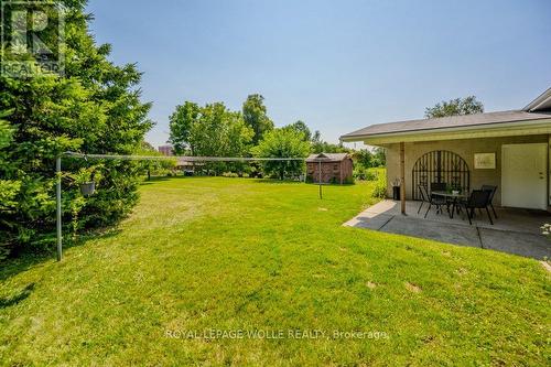 43 Windom Road, Kitchener, ON - Outdoor