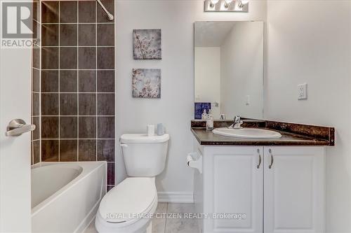 304 Van Dusen Avenue, Southgate, ON - Indoor Photo Showing Bathroom