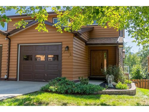 526 20Th Avenue S, Cranbrook, BC - Outdoor