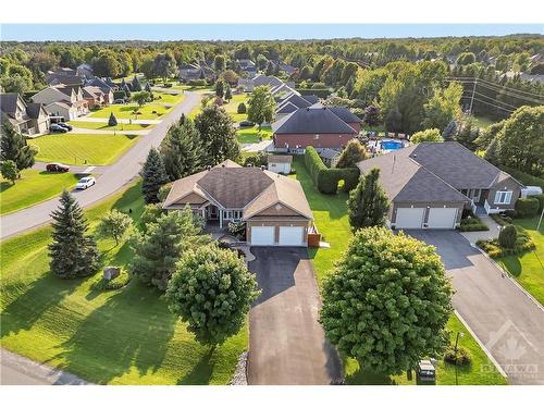 1426 Spartan Grove Street, Greely, ON 