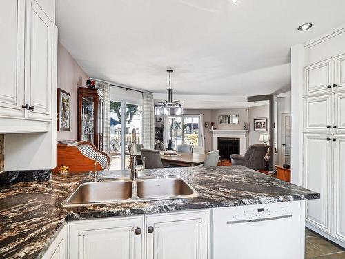 Cuisine - 1099 Boul. Iberville, Repentigny (Repentigny), QC - Indoor Photo Showing Kitchen With Double Sink