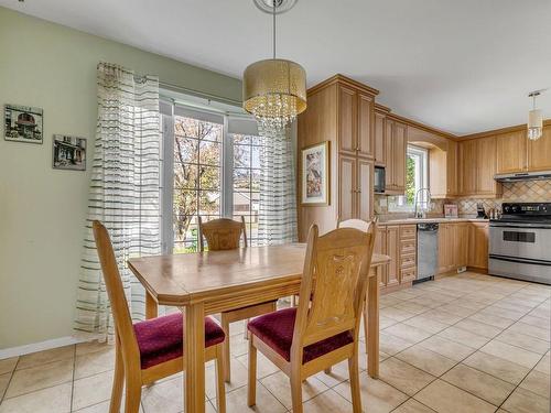 Dining room - 7344 Av. Des Picas, Québec (Charlesbourg), QC - Indoor Photo Showing Dining Room