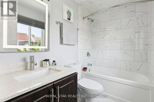 23 Stalbridge Avenue, Brampton, ON - Indoor Photo Showing Bathroom