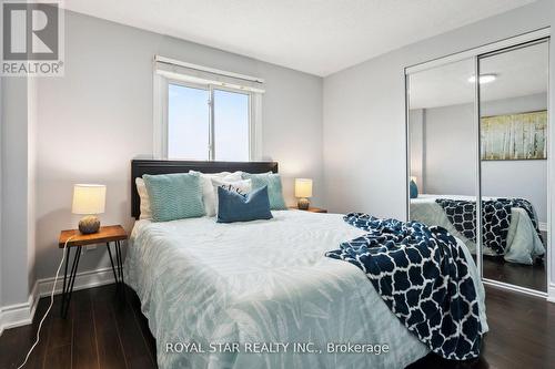 23 Stalbridge Avenue, Brampton, ON - Indoor Photo Showing Bedroom