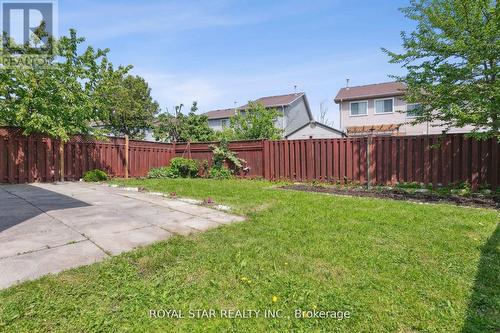 23 Stalbridge Avenue, Brampton, ON - Outdoor