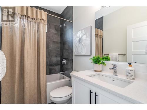 1465 Tower Ranch Drive Lot# 156, Kelowna, BC - Indoor Photo Showing Bathroom