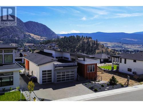 887 Loseth Drive, Kelowna, BC - Outdoor