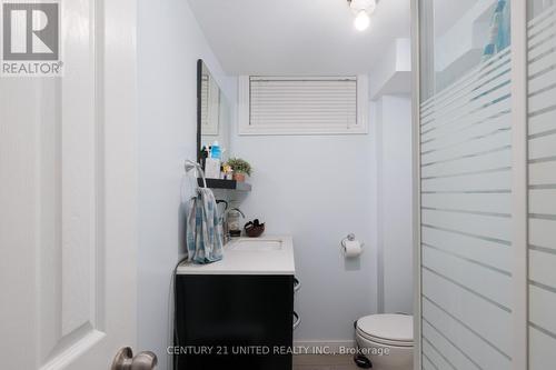 763 Third Avenue, Peterborough (Otonabee), ON - Indoor Photo Showing Bathroom