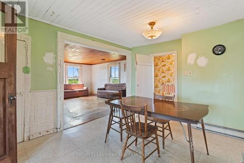 1677 County 8 Road, Prince Edward County (North Marysburgh), ON - Indoor Photo Showing Dining Room