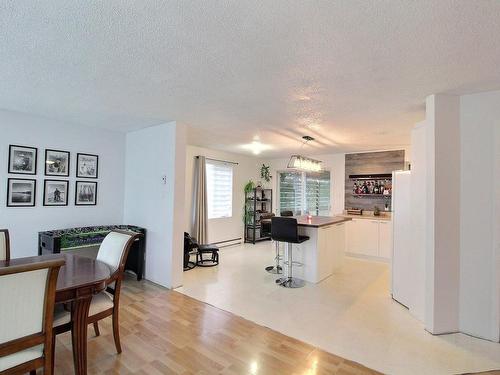 Overall view - 701 3E Avenue, Barraute, QC - Indoor Photo Showing Dining Room