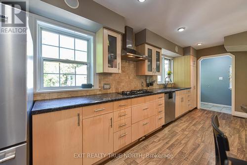 188 Nottawasaga Street, Orillia, ON - Indoor Photo Showing Kitchen