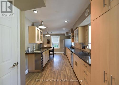 188 Nottawasaga Street, Orillia, ON - Indoor Photo Showing Kitchen