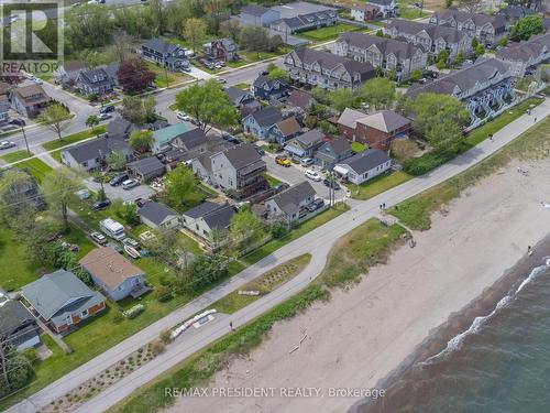 1 Mareve Avenue, Hamilton (Hamilton Beach), ON -  With Body Of Water With View