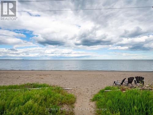 1 Mareve Avenue, Hamilton (Hamilton Beach), ON - Outdoor With Body Of Water With View