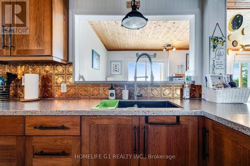 84 Pulley Road, Leamington, ON - Indoor Photo Showing Kitchen With Double Sink