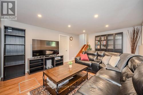 95 Balmoral Drive, Guelph (Waverley), ON - Indoor Photo Showing Living Room