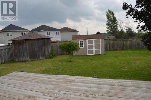 132 Henhoeffer Crescent, Kitchener, ON - Outdoor