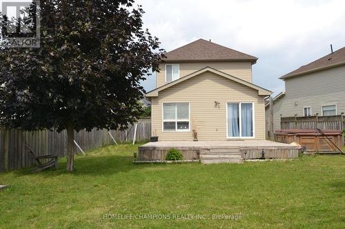 132 Henhoeffer Crescent, Kitchener, ON - Outdoor