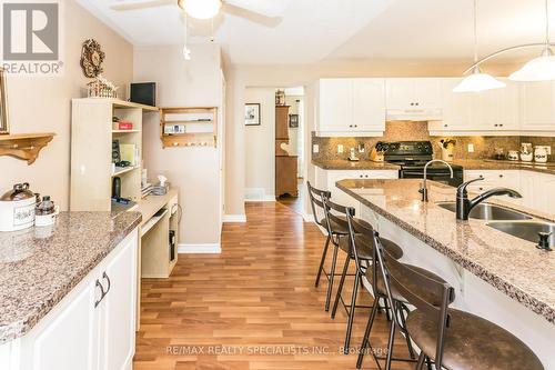 135 Glenariff Drive, Hamilton (Freelton), ON - Indoor Photo Showing Kitchen With Double Sink