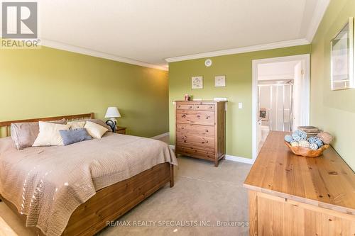 135 Glenariff Drive, Hamilton (Freelton), ON - Indoor Photo Showing Bedroom