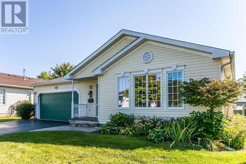 135 Glenariff Drive, Hamilton, ON - Outdoor