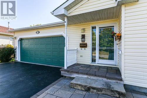 135 Glenariff Drive, Hamilton, ON - Outdoor