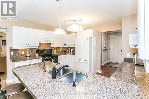 135 Glenariff Drive, Hamilton, ON - Indoor Photo Showing Kitchen With Double Sink