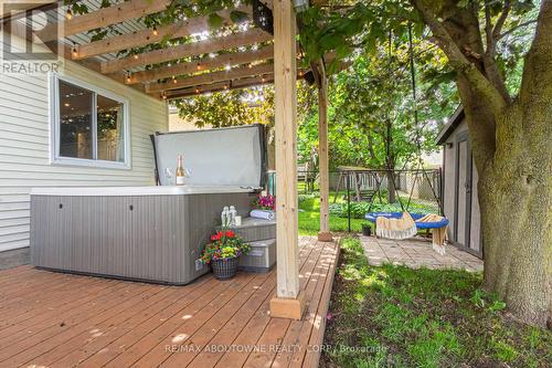 96 Montana Drive, Kitchener, ON - Outdoor With Exterior