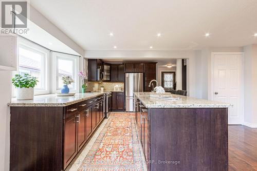 96 Montana Drive, Kitchener, ON - Indoor Photo Showing Kitchen With Upgraded Kitchen