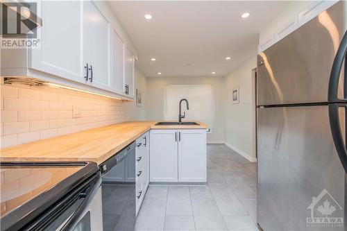 111 Beachview Private, Ottawa, ON - Indoor Photo Showing Kitchen With Double Sink