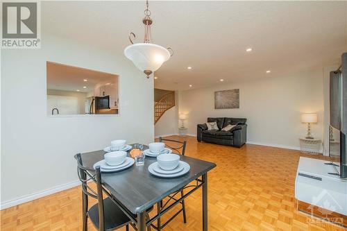 111 Beachview Private, Ottawa, ON - Indoor Photo Showing Dining Room