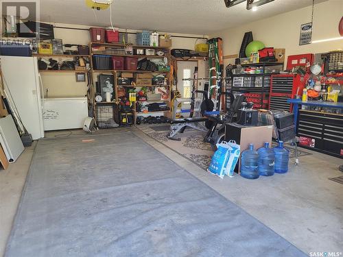 329 1St Avenue, St.Benedict, SK - Indoor Photo Showing Garage