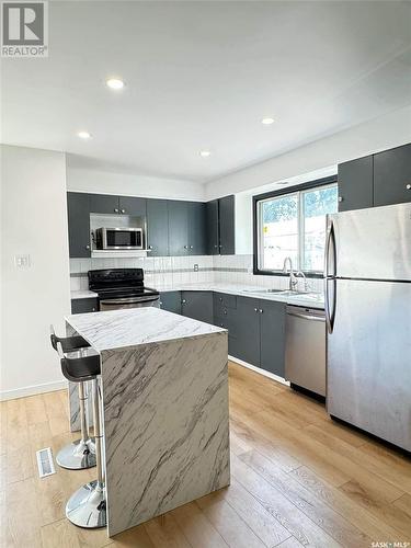 177 Procter Place, Regina, SK - Indoor Photo Showing Kitchen