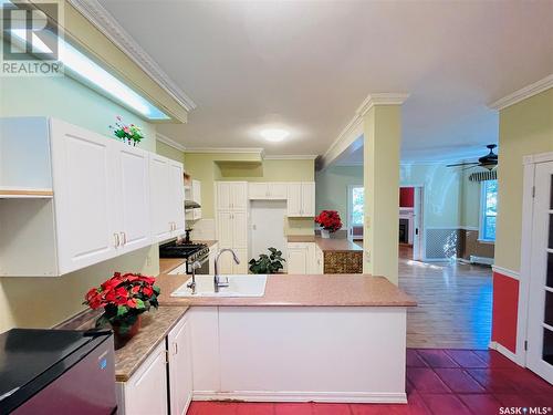 2230 Rose Street, Regina, SK - Indoor Photo Showing Kitchen