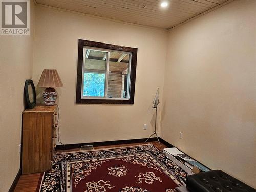 890 Daly Avenue, Hedley, BC - Indoor Photo Showing Other Room