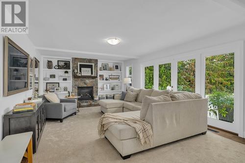 2378 Saucier Road, Kelowna, BC - Indoor Photo Showing Living Room With Fireplace