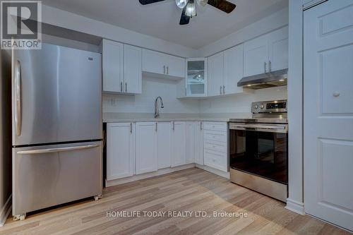 113 Quantrell Trail, Toronto, ON - Indoor Photo Showing Kitchen