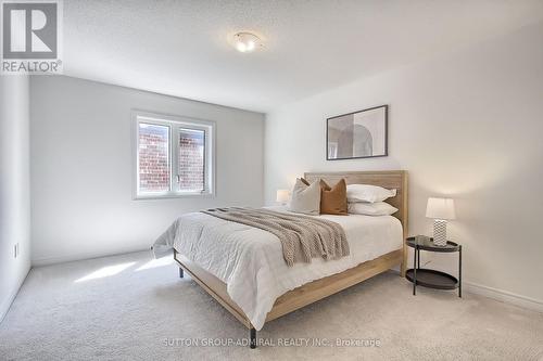 2241 Lozenby Street, Innisfil, ON - Indoor Photo Showing Bedroom