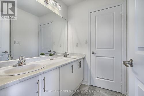 2241 Lozenby Street, Innisfil, ON - Indoor Photo Showing Bathroom