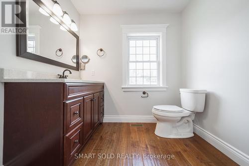 1010 Janette Street, Newmarket (Huron Heights-Leslie Valley), ON - Indoor Photo Showing Bathroom