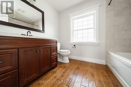 1010 Janette Street, Newmarket (Huron Heights-Leslie Valley), ON - Indoor Photo Showing Bathroom