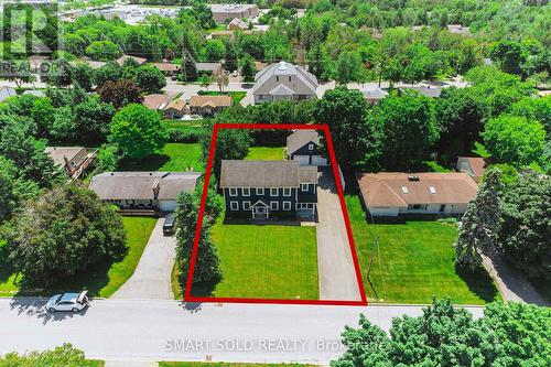 1010 Janette Street, Newmarket (Huron Heights-Leslie Valley), ON - Outdoor