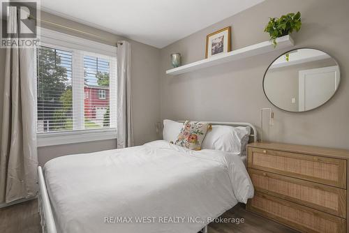 115 Clapperton Street, Barrie (Wellington), ON - Indoor Photo Showing Bedroom