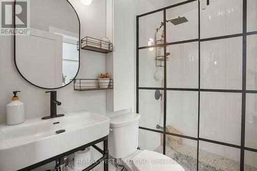 115 Clapperton Street, Barrie, ON - Indoor Photo Showing Bathroom