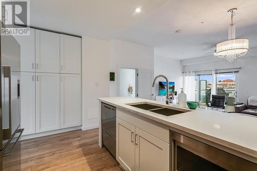 3030 Pandosy Street Unit# 318, Kelowna, BC - Indoor Photo Showing Kitchen With Double Sink