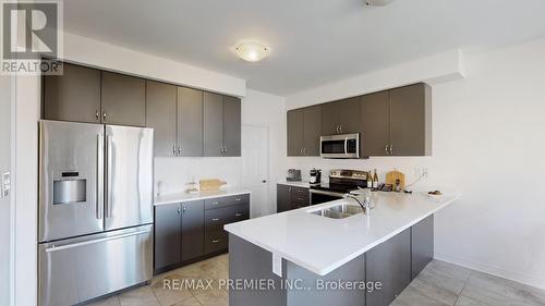 288 Elbern Markell Drive, Brampton, ON - Indoor Photo Showing Kitchen With Stainless Steel Kitchen With Double Sink With Upgraded Kitchen