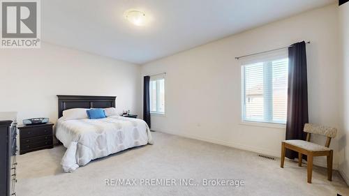 288 Elbern Markell Drive, Brampton, ON - Indoor Photo Showing Bedroom